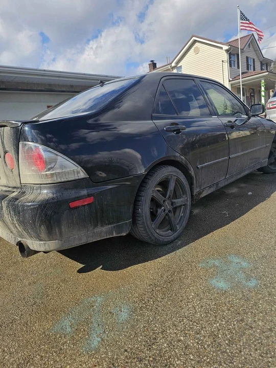 2004 Lexus IS 1st Gen - Image 3 of 8