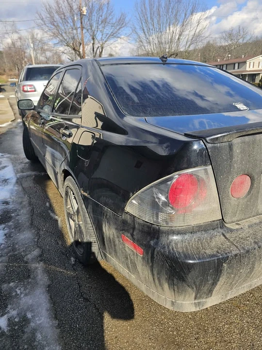 2004 Lexus IS 1st Gen - Image 4 of 8