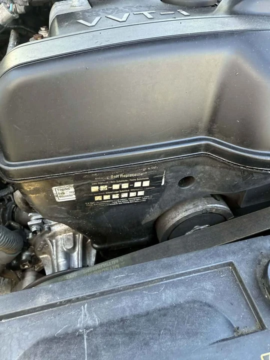 2004 Lexus IS 1st Gen - Image 14 of 16