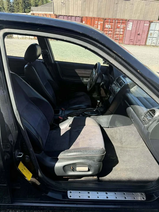 2004 Lexus IS 1st Gen - Image 8 of 16
