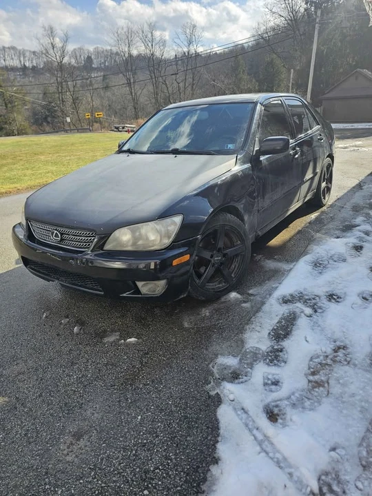 2004 Lexus IS 1st Gen - Image 6 of 8