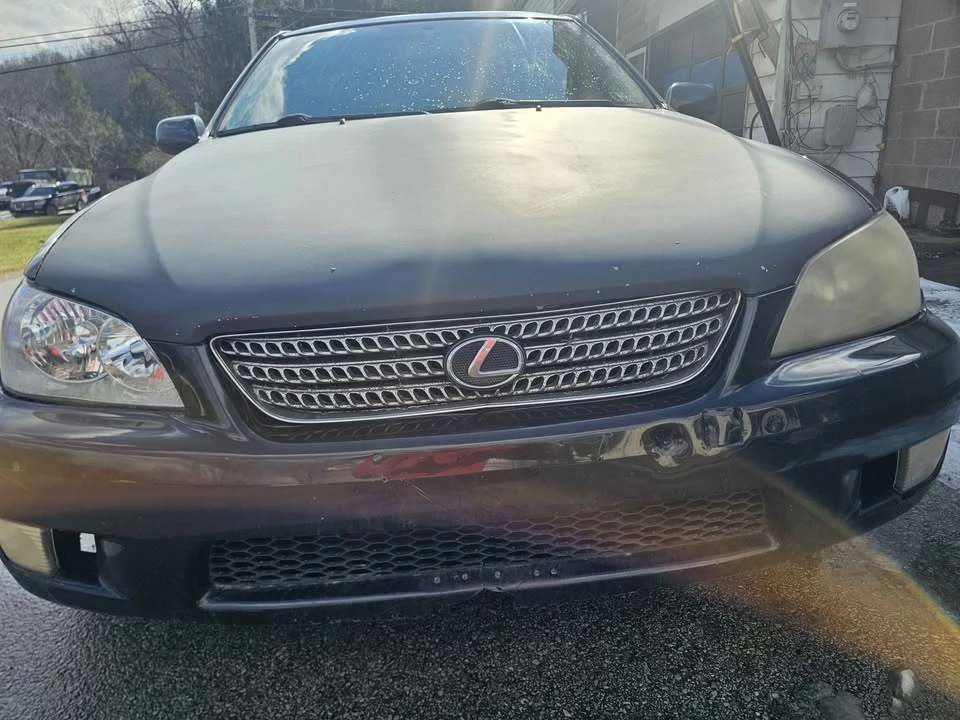 2004 Lexus IS 1st Gen - Image 2 of 8
