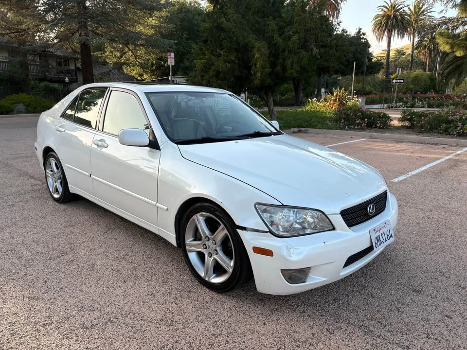 2004 Lexus IS 1st Gen - Image 7 of 19