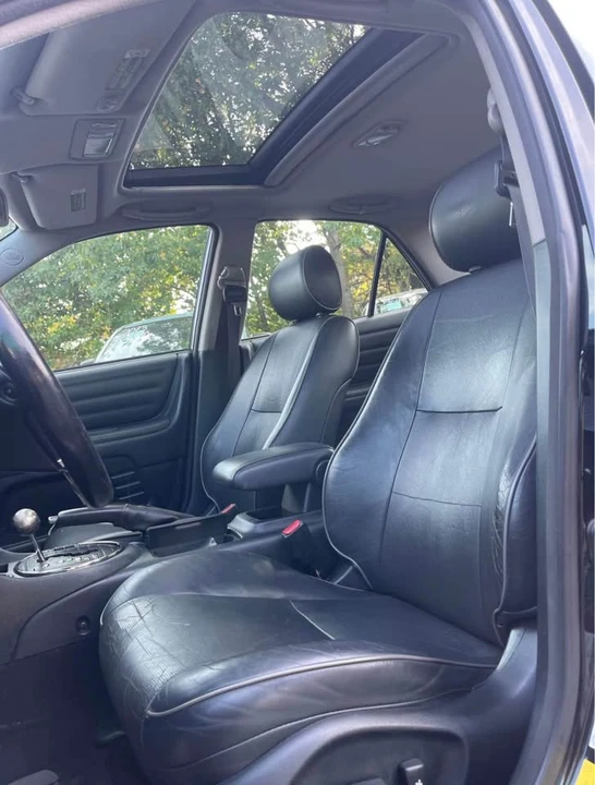 2004 Lexus IS 1st Gen - Image 7 of 12