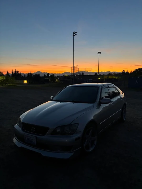 2004 Lexus IS 1st Gen - Image 11 of 11