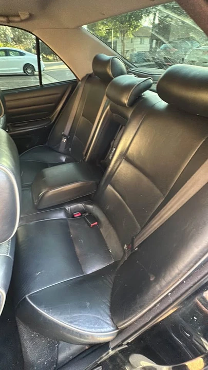 2004 Lexus IS 1st Gen - Image 16 of 18