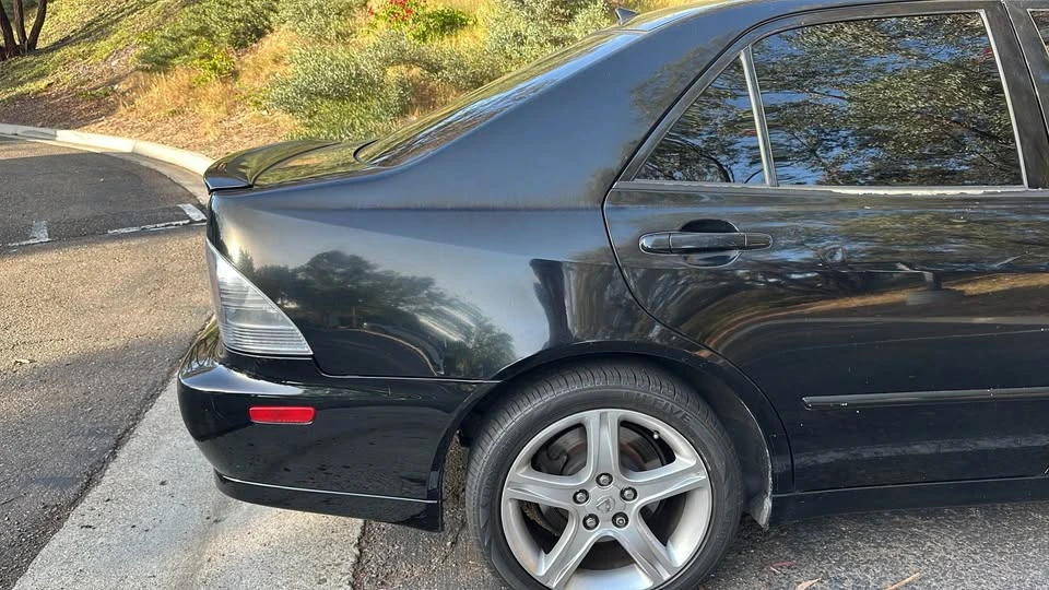 2004 Lexus IS 1st Gen - Image 3 of 18