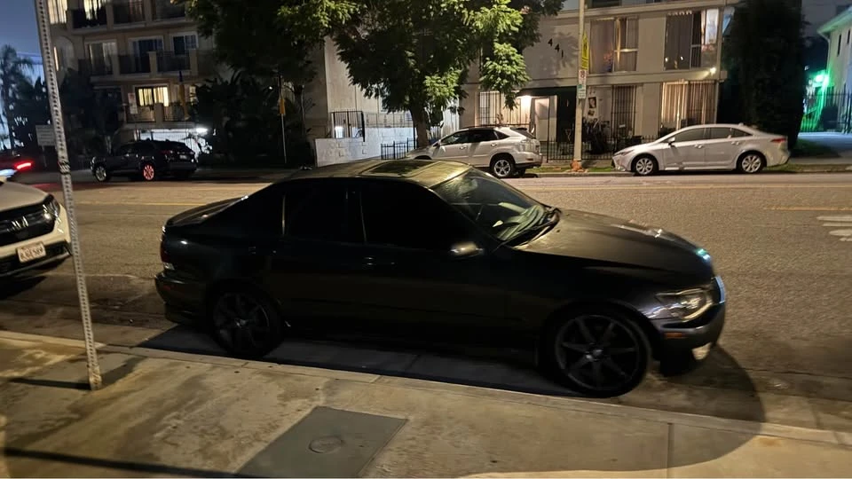 2004 Lexus IS 1st Gen - Image 5 of 9