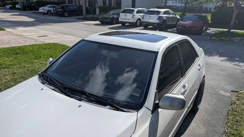 2004 Lexus IS 1st Gen - Image 6 of 11