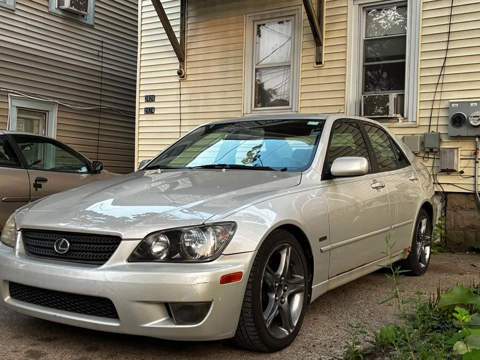 2004 Lexus IS 1st Gen - Image 7 of 13