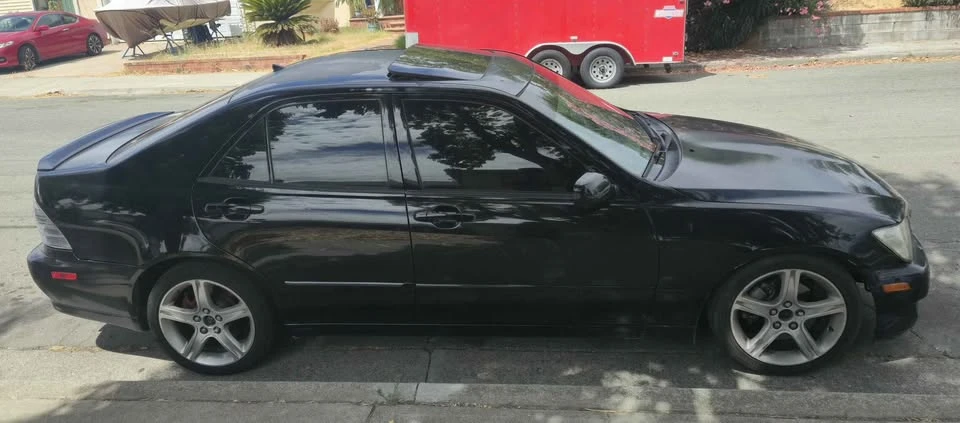 2004 Lexus IS 1st Gen - Image 3 of 7