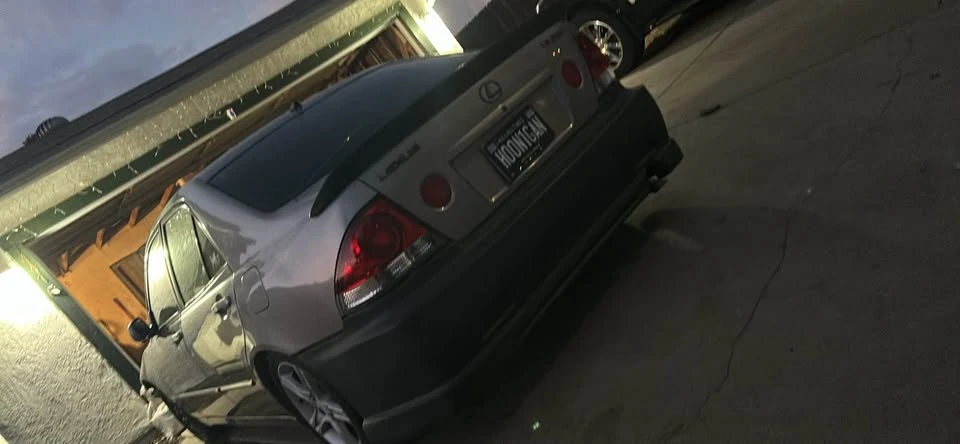 2004 Lexus IS 1st Gen - Image 6 of 16