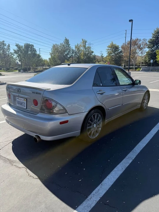 2004 Lexus IS 1st Gen - Image 3 of 11