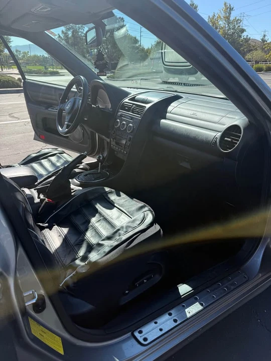 2004 Lexus IS 1st Gen - Image 8 of 11