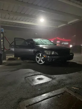 2004 Lexus IS 300 Sedan 4D
