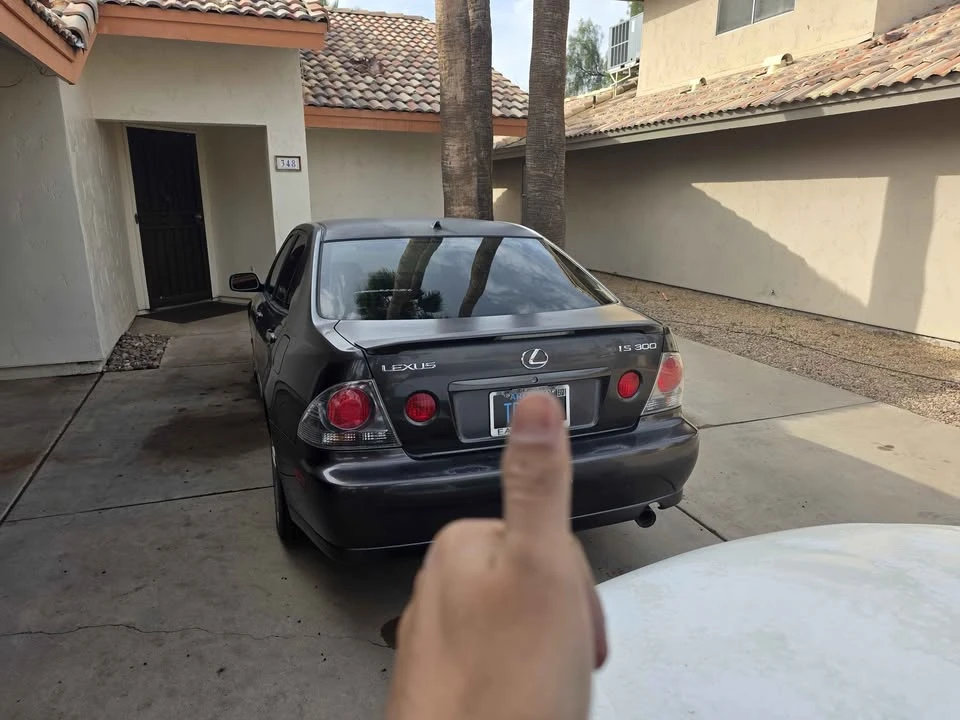 2004 Lexus IS 1st Gen - Image 7 of 19