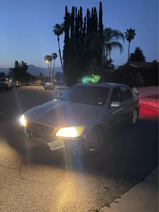 2004 Lexus IS 1st Gen - Image 13 of 16