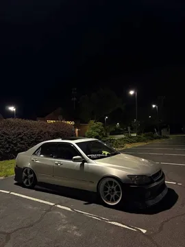 2004 Lexus IS 300 Sedan 4D