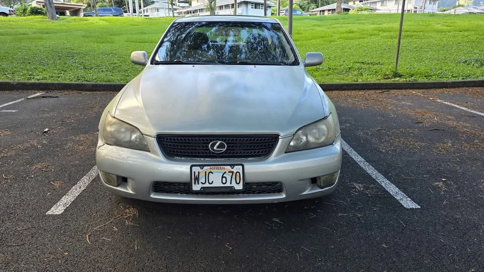 2004 Lexus IS 1st Gen - Image 2 of 13