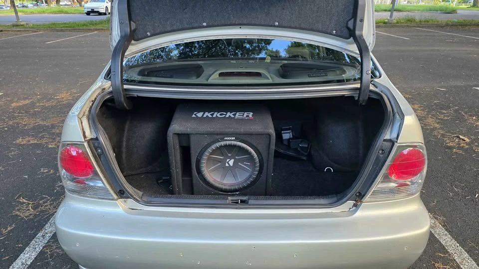 2004 Lexus IS 1st Gen - Image 8 of 13