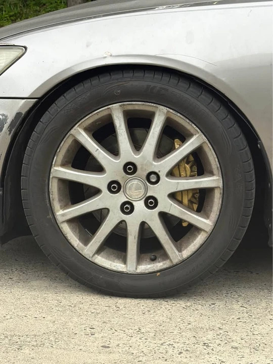 2004 Lexus IS 1st Gen - Image 2 of 6