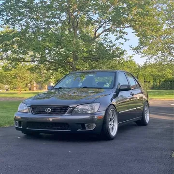 2004 Lexus IS 300 Sedan 4D