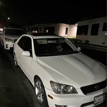2004 Lexus IS 300 Sedan 4D