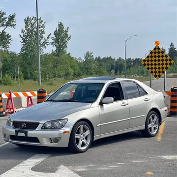 2004 Lexus IS300