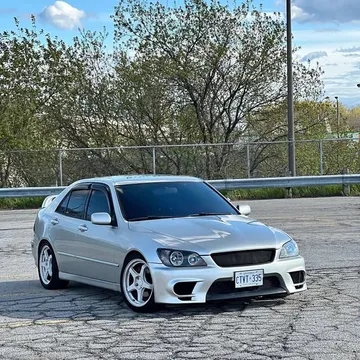 2004 Lexus IS300