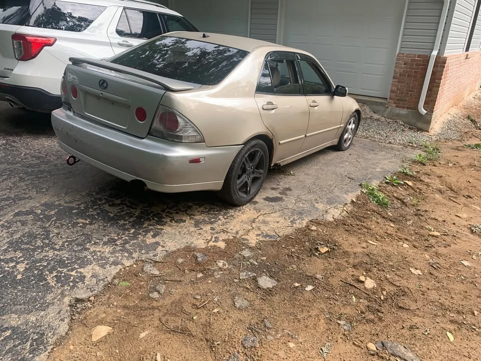 2004 Lexus IS 1st Gen - Image 2 of 7
