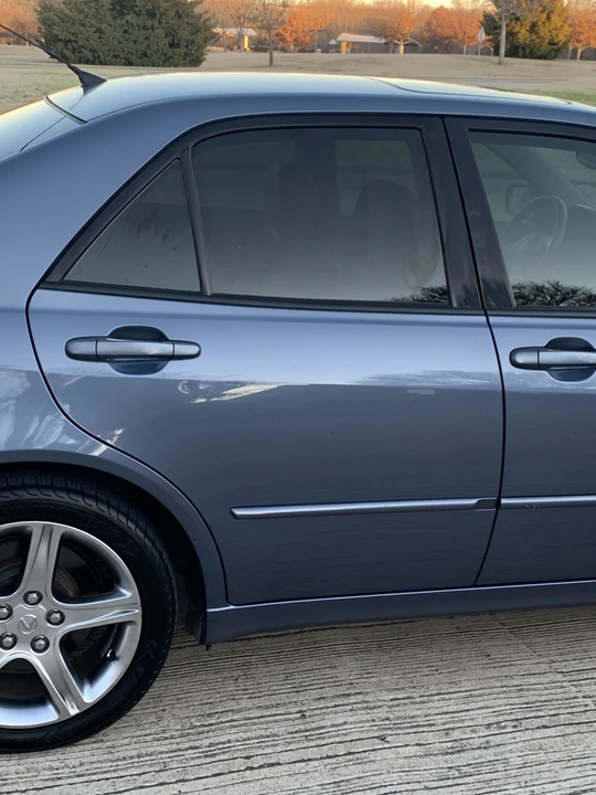 2004 Lexus IS 1st Gen - Image 21 of 31