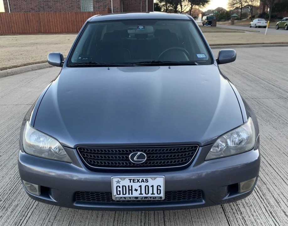 2004 Lexus IS 1st Gen - Image 6 of 31
