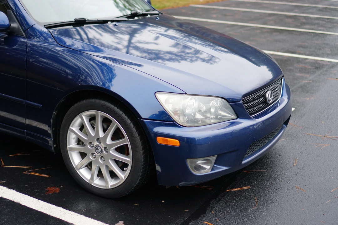 2004 Lexus IS 1st Gen - Image 22 of 31