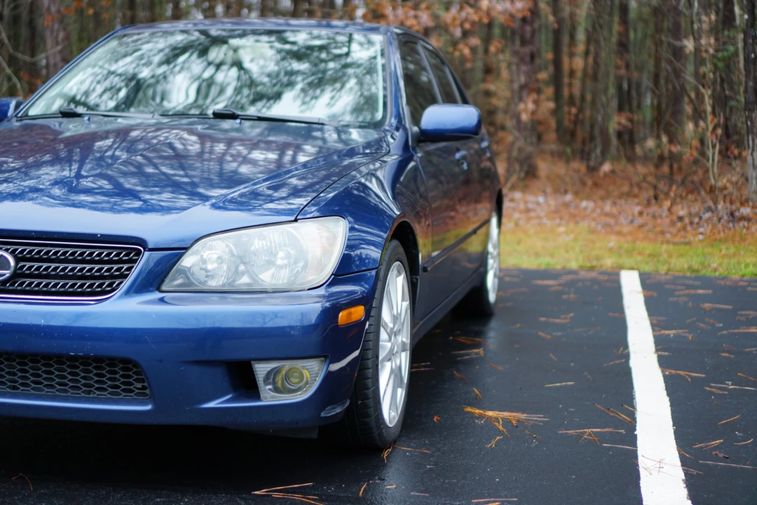 2004 Lexus IS 1st Gen - Image 3 of 31