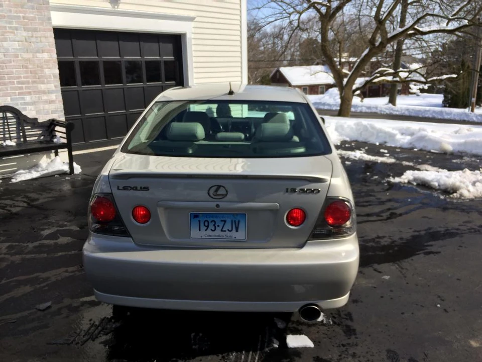 2004 Lexus IS 1st Gen - Image 6 of 28