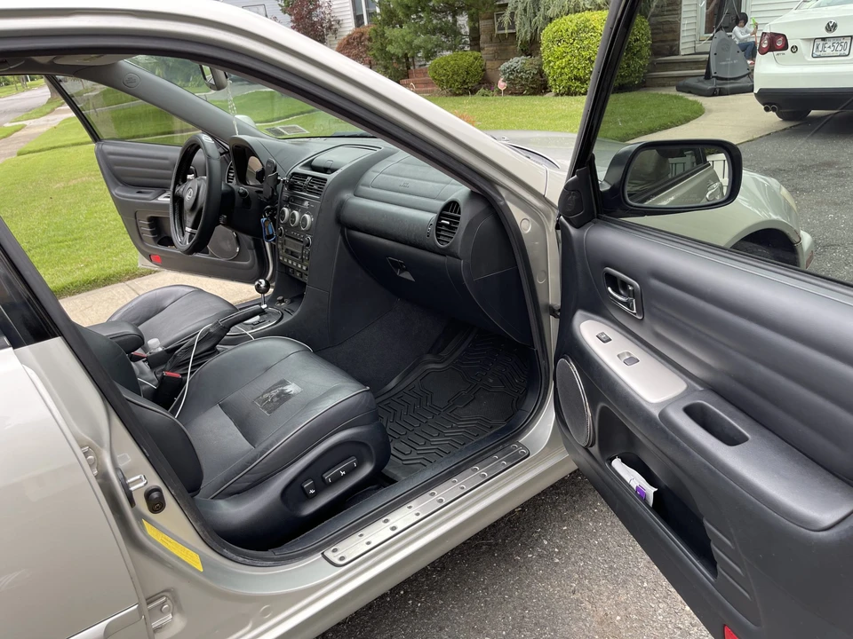 2004 Lexus IS 1st Gen - Image 24 of 31