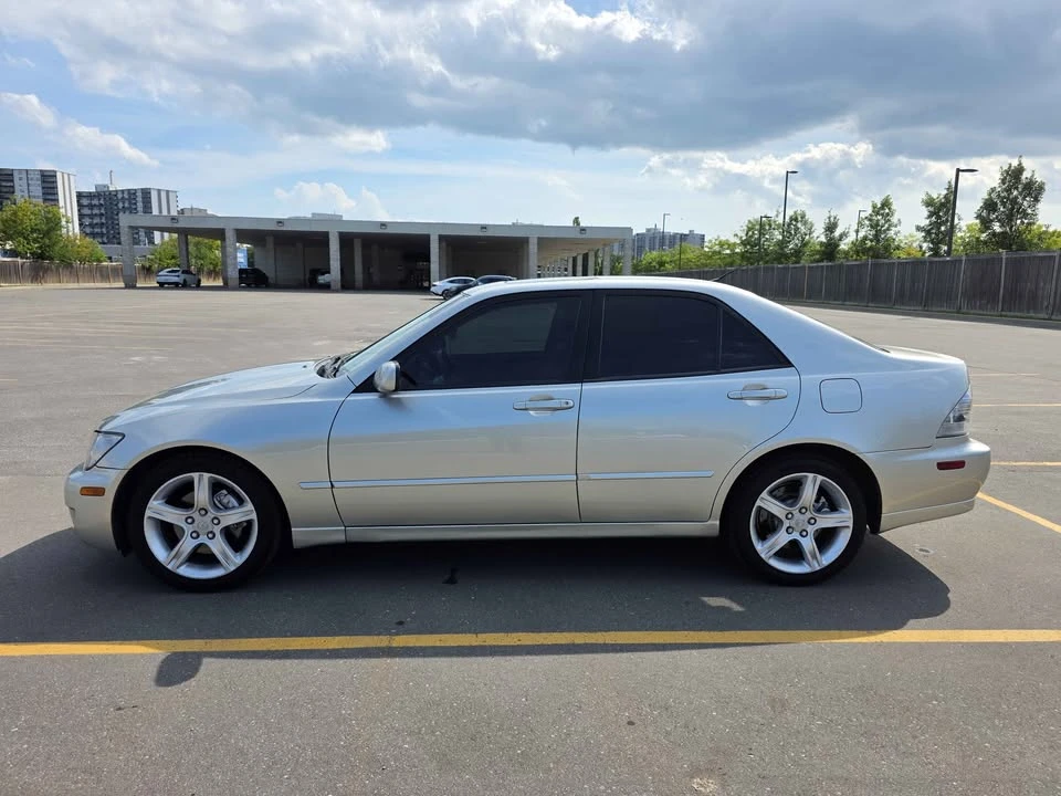 2004 Lexus IS 1st Gen - Image 2 of 20