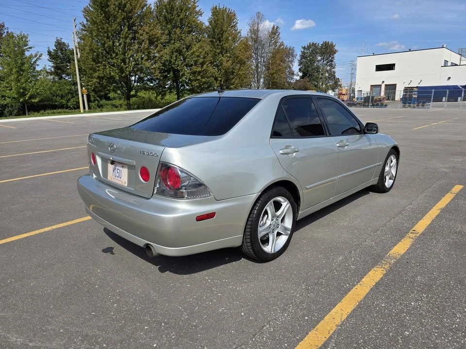2004 Lexus IS 1st Gen - Image 5 of 20