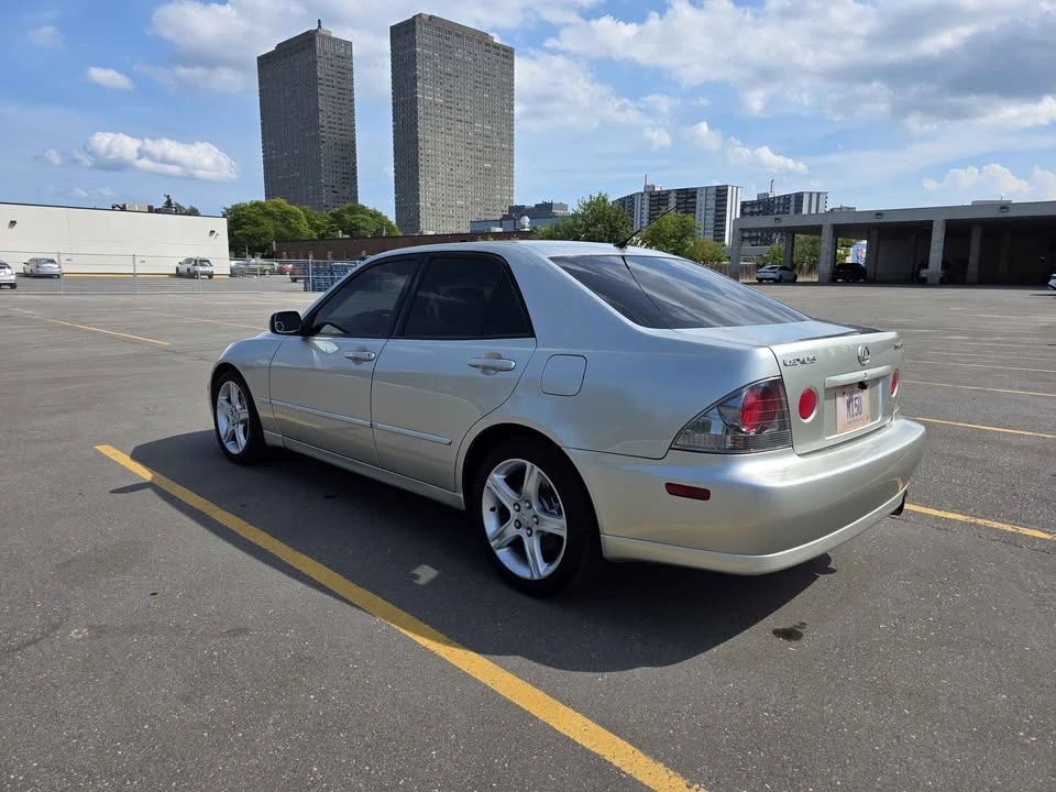 2004 Lexus IS 1st Gen - Image 3 of 20