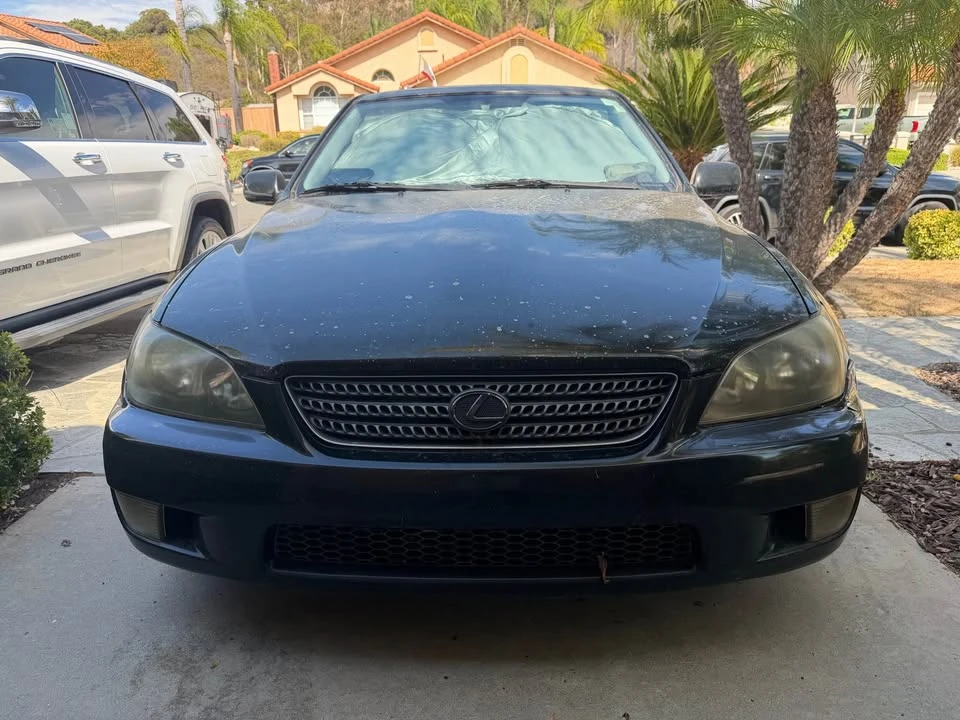 2004 Lexus IS 1st Gen - Image 7 of 9