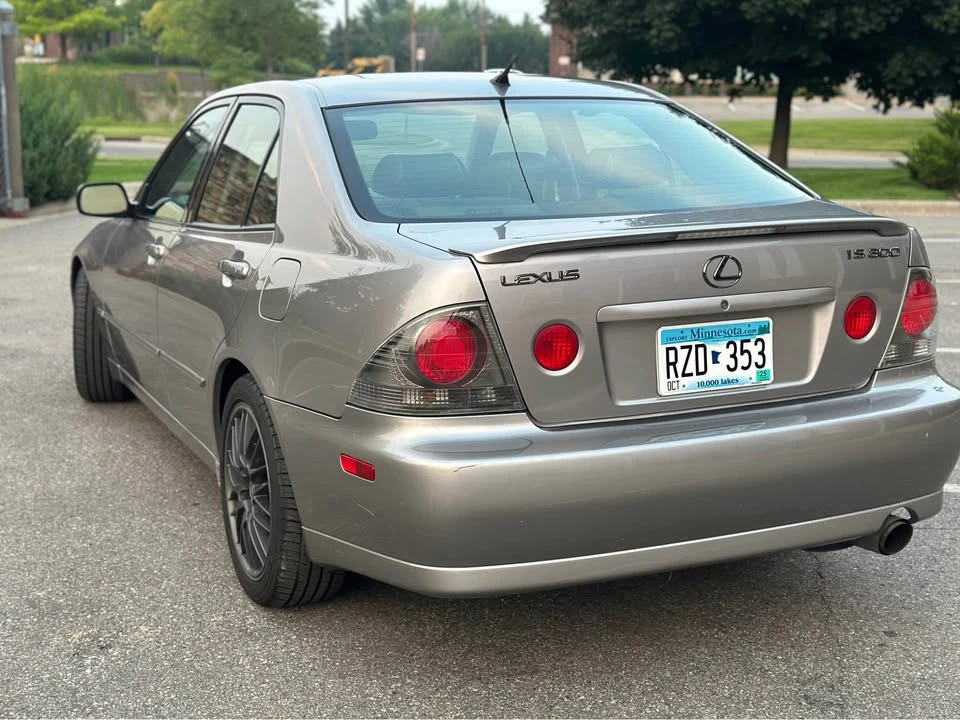 2004 Lexus IS 1st Gen - Image 7 of 7