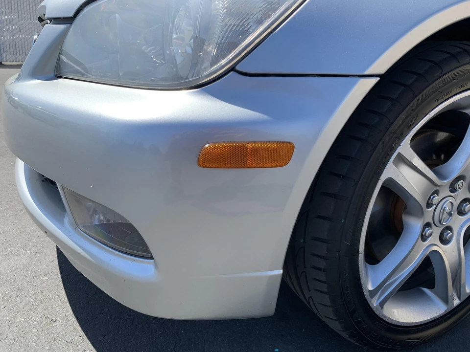 2004 Lexus IS 1st Gen - Image 15 of 31