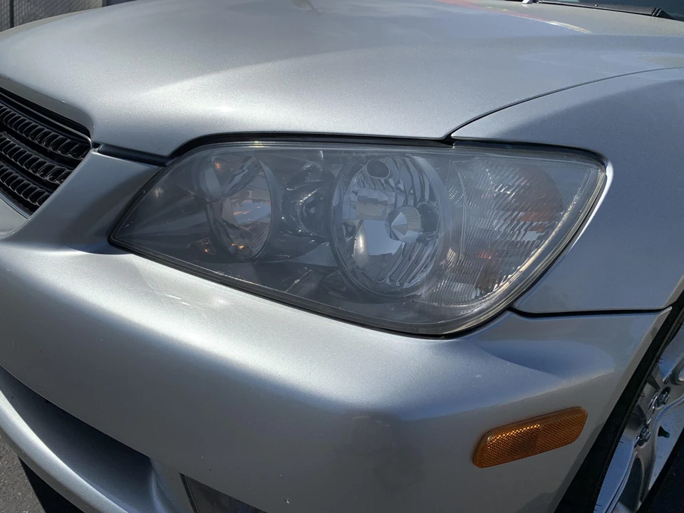 2004 Lexus IS 1st Gen - Image 14 of 31