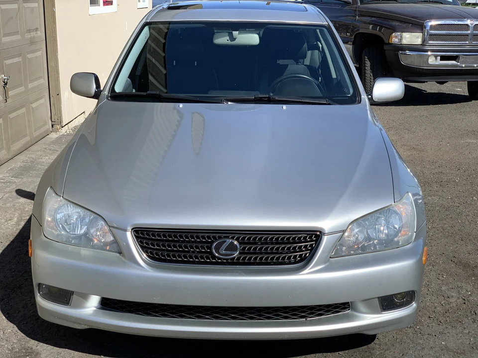 2004 Lexus IS 1st Gen - Image 9 of 31