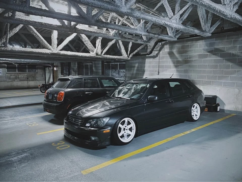 2004 Lexus IS 1st Gen - Image 3 of 12