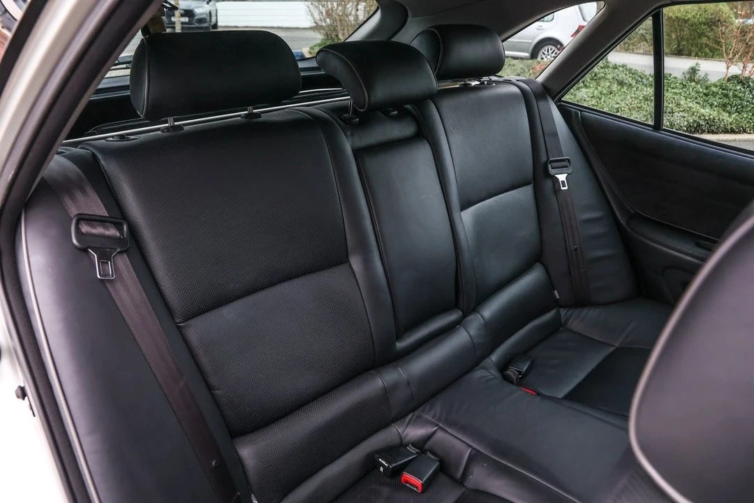 2004 Lexus IS 1st Gen - Image 22 of 30
