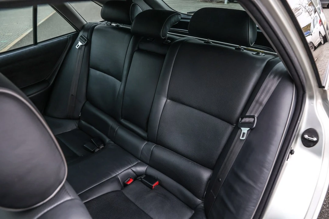 2004 Lexus IS 1st Gen - Image 24 of 30