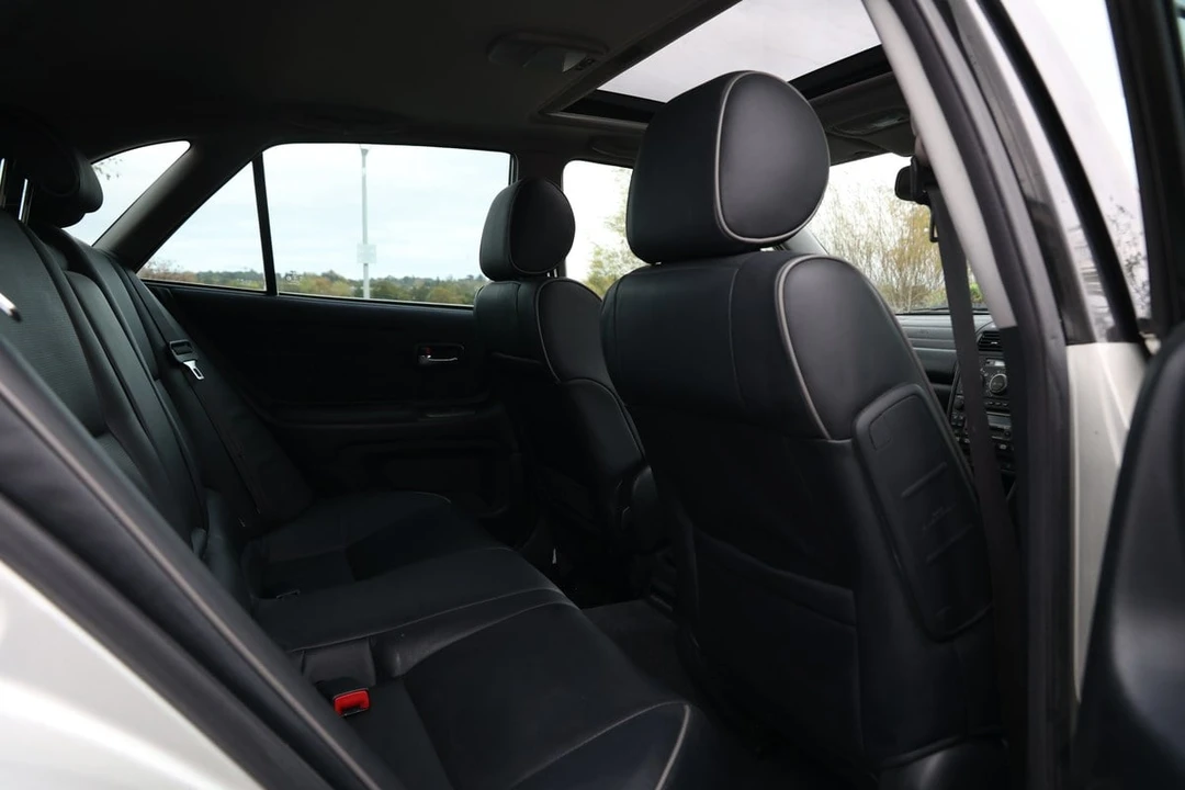2004 Lexus IS 1st Gen - Image 20 of 30