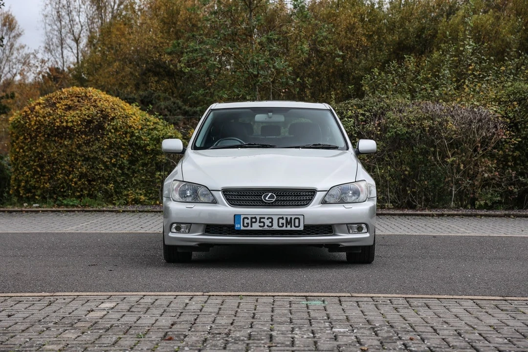 2004 Lexus IS 1st Gen - Image 4 of 30