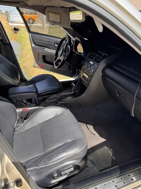 2004 Lexus IS 1st Gen - Image 8 of 14